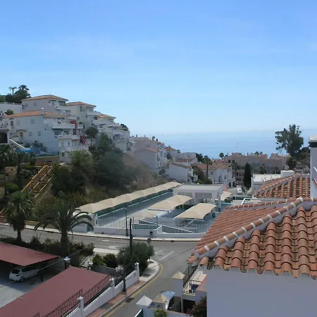 Sierra Mar, Villa